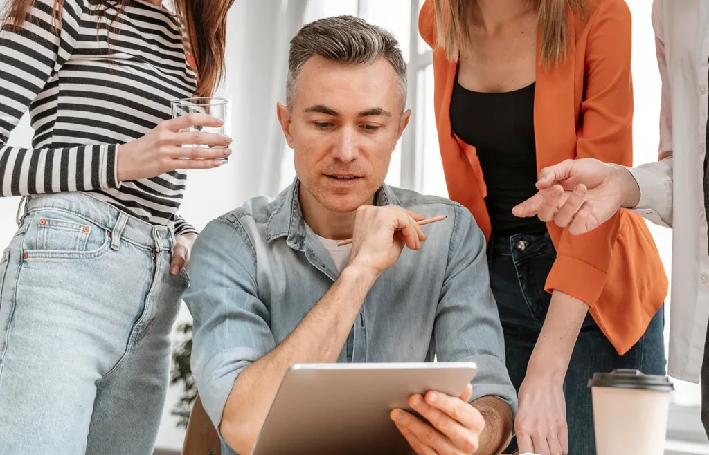 Association Partner Manager evaluating recruiting software